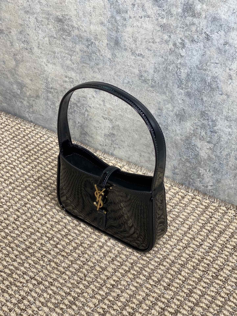Y51 hobo bags